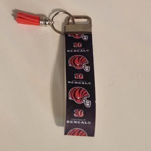 Cincinnati bengals key fob wristlet